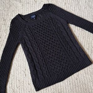 🦅 AMERICAN EAGLE OUTFITTERS WOMENS SIZE SMALL OPEN KNIT BLACK SWEATER